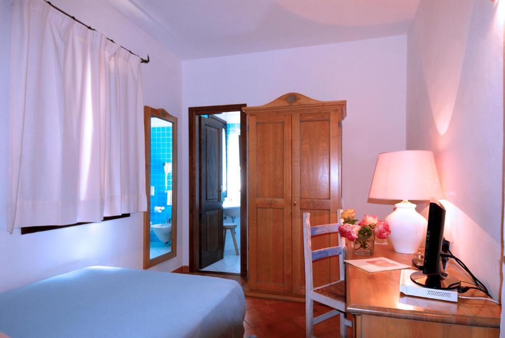 Boutique Hotel Sant'Andrea & Relais San Pantaleo Kamer foto