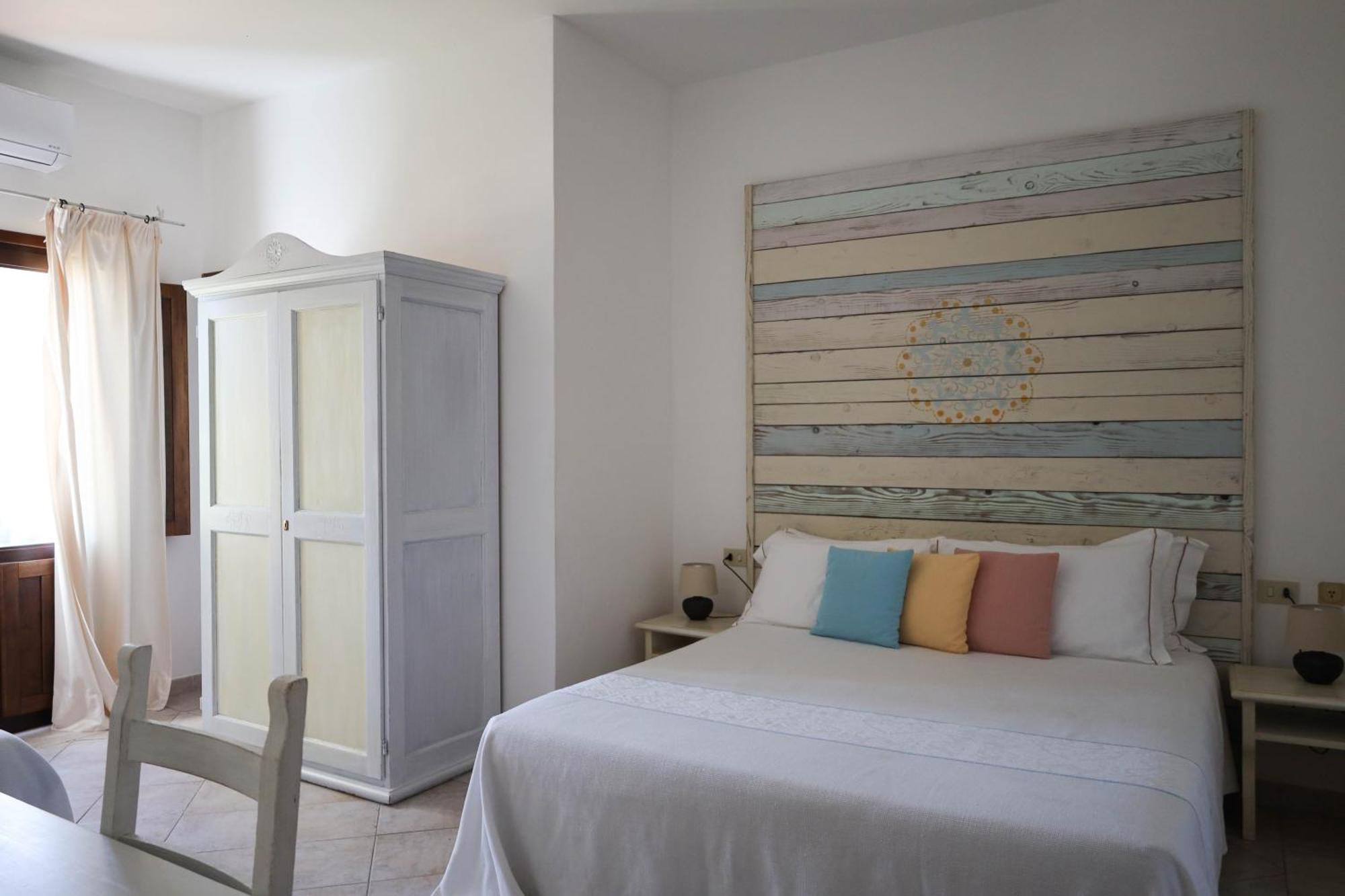 Boutique Hotel Sant'Andrea & Relais San Pantaleo Buitenkant foto