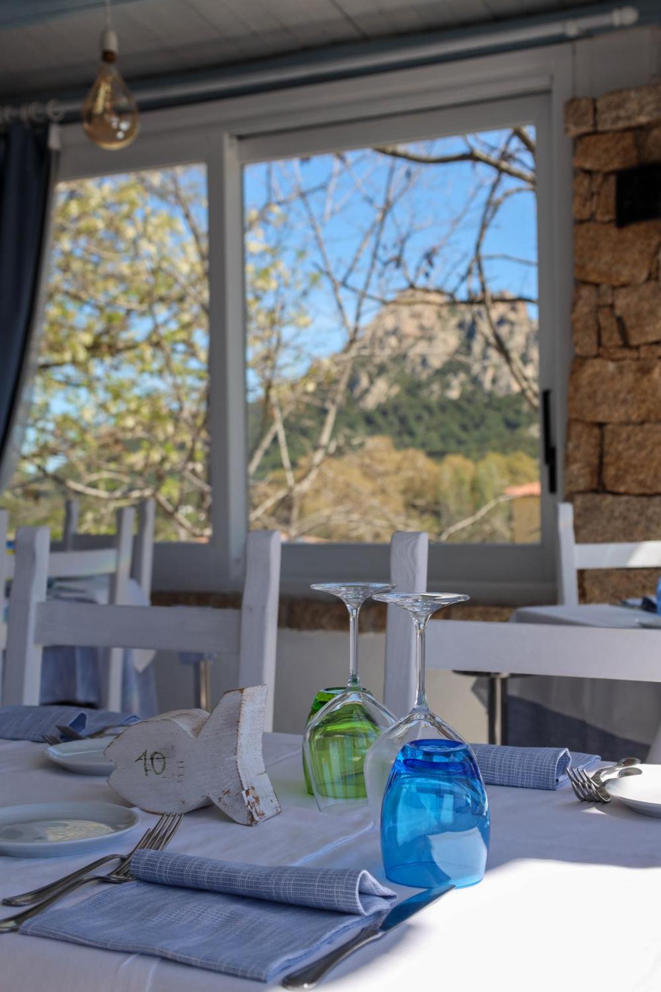 Boutique Hotel Sant'Andrea & Relais San Pantaleo Buitenkant foto