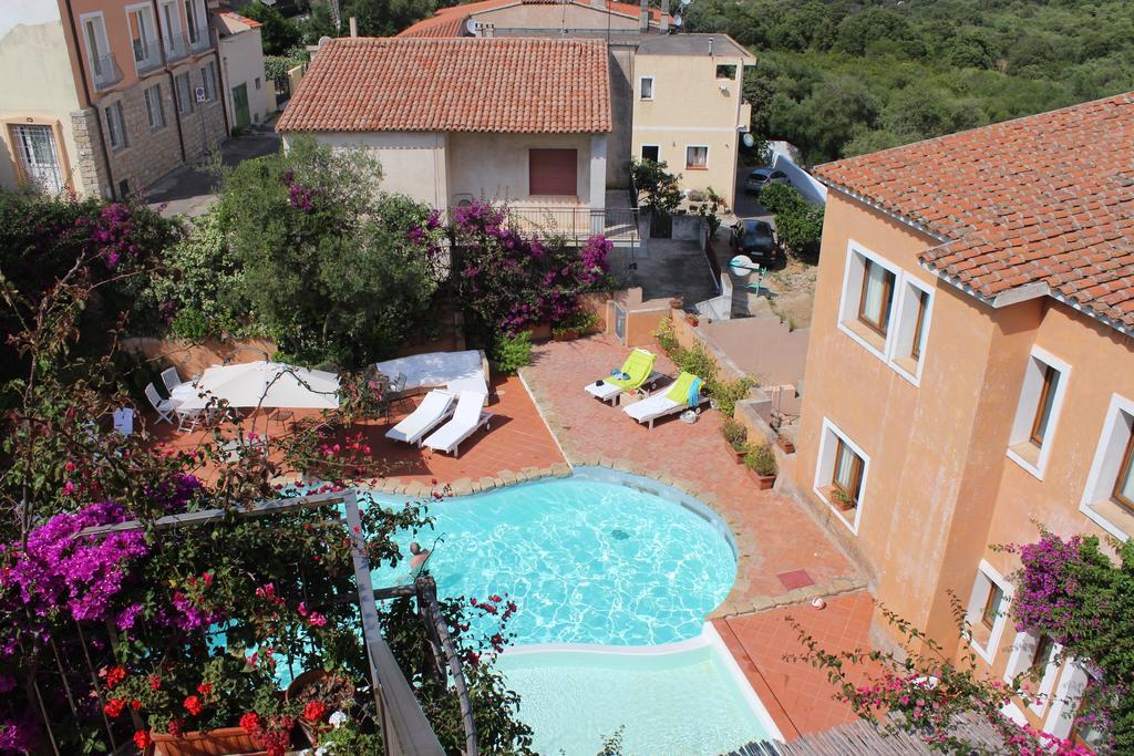 Boutique Hotel Sant'Andrea & Relais San Pantaleo Buitenkant foto