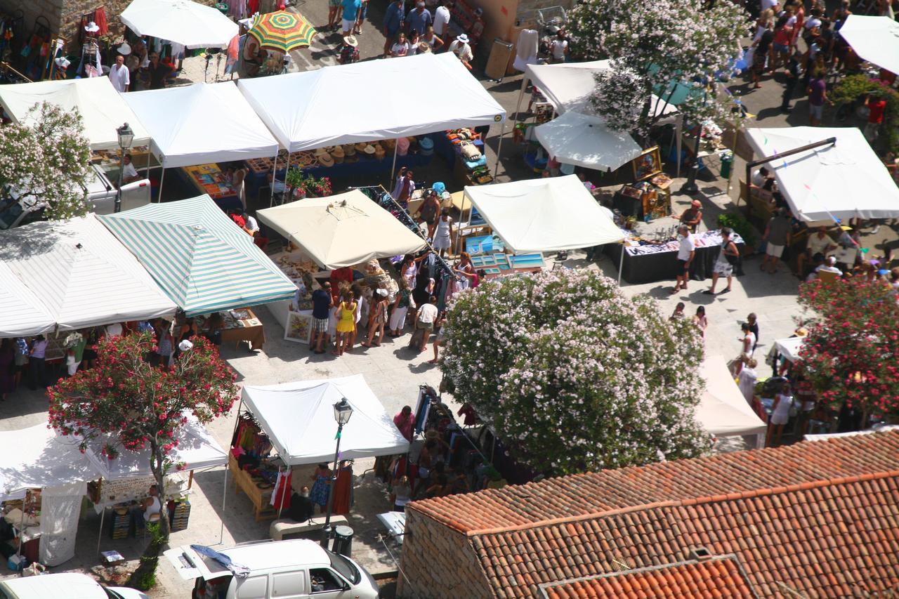 Boutique Hotel Sant'Andrea & Relais San Pantaleo Buitenkant foto