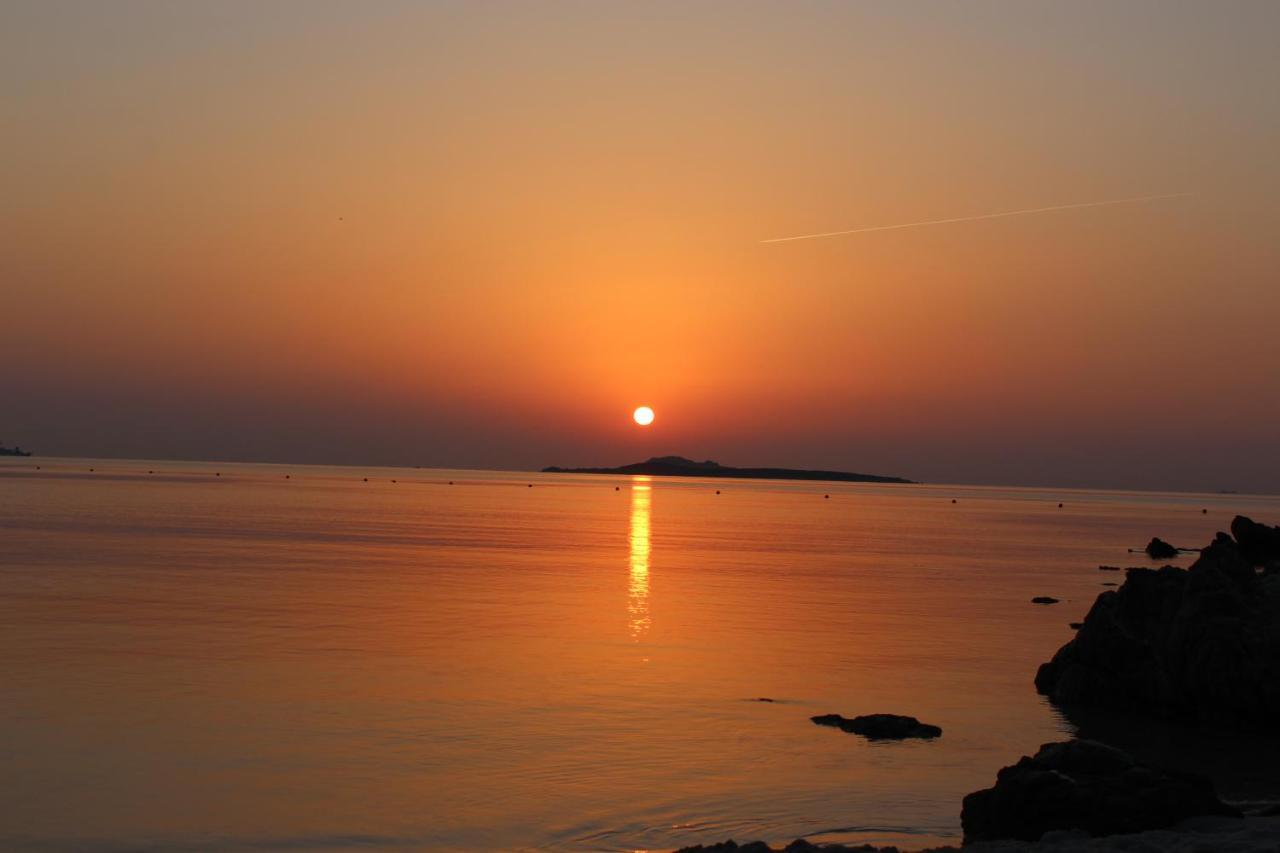 Boutique Hotel Sant'Andrea & Relais San Pantaleo Buitenkant foto